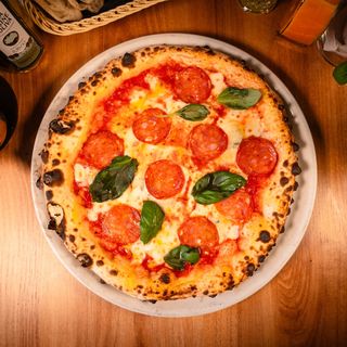 Pizza Gorgo e salamino