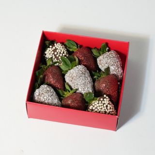 Pack Of 10 strawberries