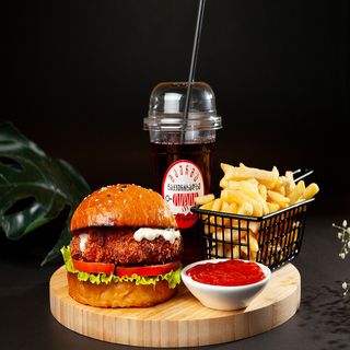 ბურგერი ქათმის (კომბო)