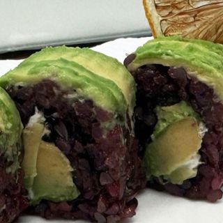 Sushi black vegetariano