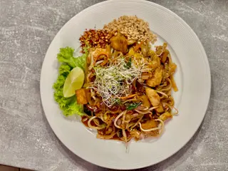 Pad thai
