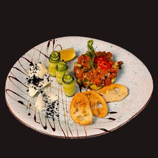 Тартар з лосося (300г)