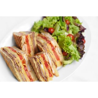Cj's Club Sandwich