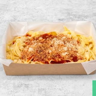 Neapolitan Fettuccine Alfredo