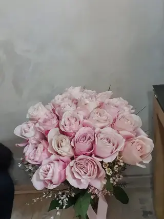 Buchet trandafiri roz pal