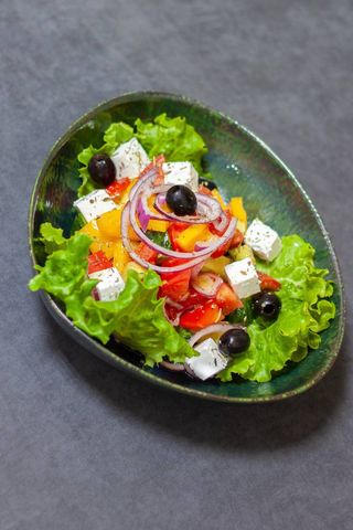 Грецький салат (300г)