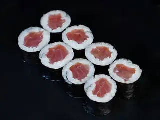 Maki z tuńczykiem (8szt) (130g)
