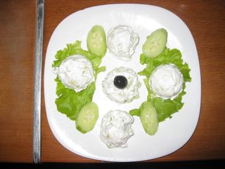 Млечна салата (250г)