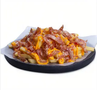 Patatas Con Kebab Y Salsa