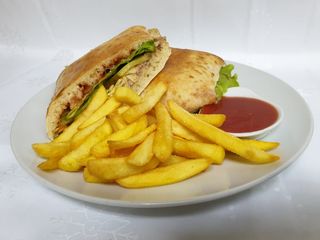 Sendvič sa tunjevinom