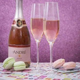 Andre