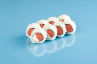 GLOVO Много лосося 8 шт