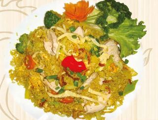 Ryż smażony z kurczakiem 350g