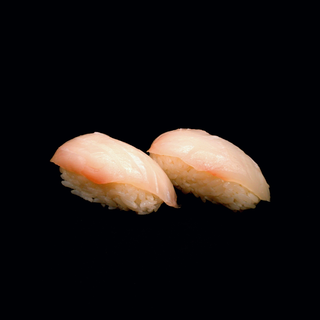 4. Nigiri Pez blanco (2 Uds.)