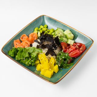 поке боул с лососем