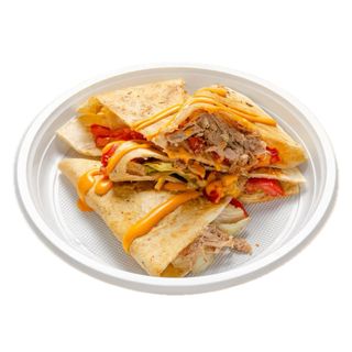 Кесадия с дърпано свинско