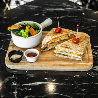 CLUB SANDWICH POULET 