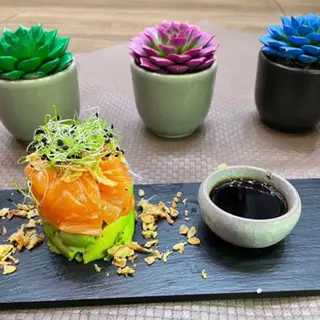 Salmón Tartar 