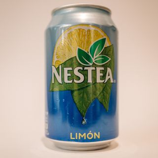 Nestea Té Negro Limón lata 330ml.