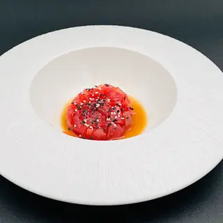 28. Tartare maguro