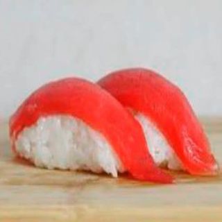 41,Nigiri Atún (2 Pzs.)