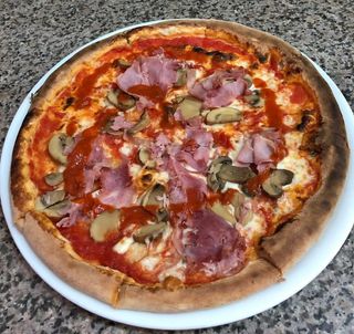 Cotto e funghi