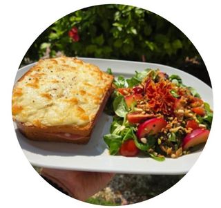 Croque-Monsieur Con Ensalada O Patatas