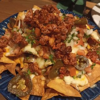 Nachos con Chorizo
