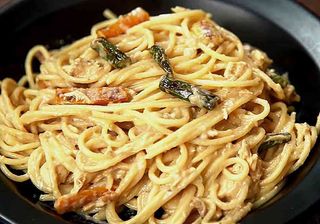 Паста з куркою (300г)