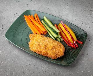 Snițel de pui cu legume