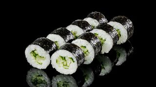 Макі з огірком