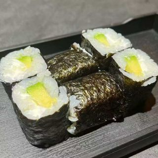 Maki De Aguacate Y Philadelphia (6 Uds.)