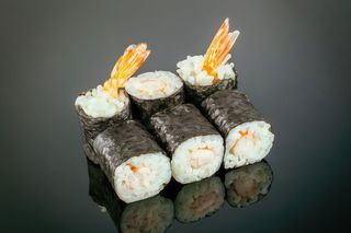 Hosomaki gambero rosso e tobiko - 8 pezzi