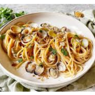 Scialatielli con vongole e bottarga