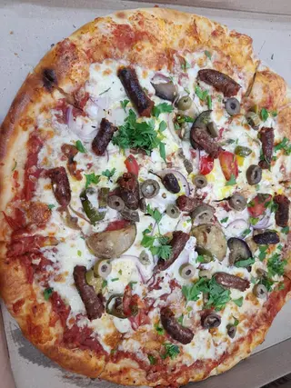 Pizza Tunisienne