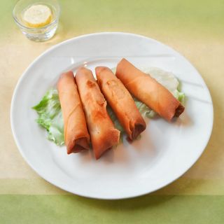 Rollos especiales de Vietnam (4 piezas)