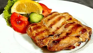 Пилешка пържола бут﻿ (250г)