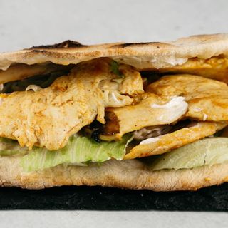 Piletina u pizza tijestu