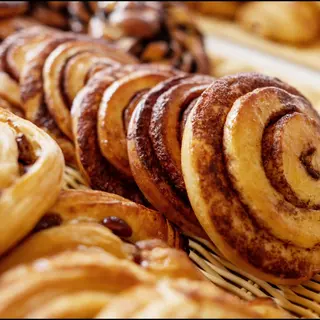 Cinnamon Roll