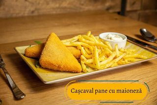 Cașcaval pane cu cartofi pai și maioneză