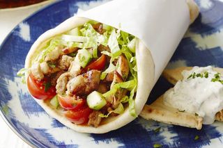 CHICKEN PITA ROLL