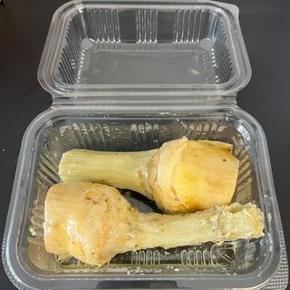 Corazones de Alcachofa a la Romana con Pie