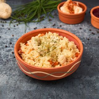 Beli pilav sa pilećim mesom