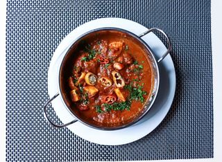 Винадлу с пилешко филе + гарнитура + Coca-Cola Original Taste