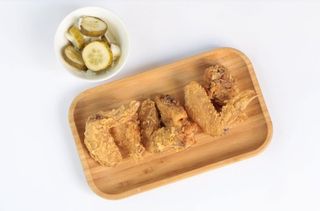 Куриные крылышки в чесночном соусе