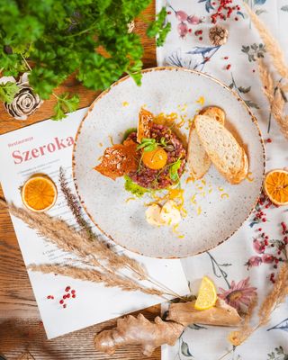 Klasyczny tatar wołowy