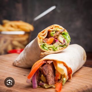 Dürüm artesanal de carne mixta