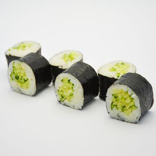 Макі з огірком (170г/6шт)