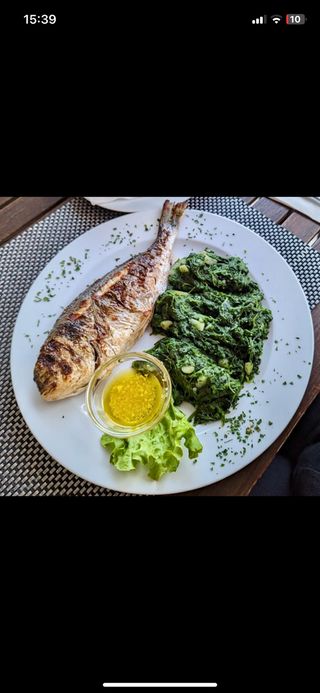 Orada na žaru s blitvom i krumpirom