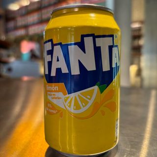 Fanta Limón 33cl